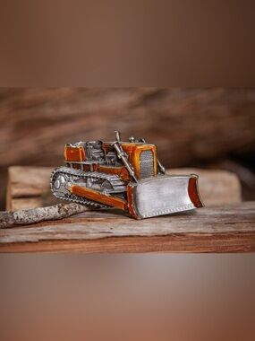 Vintage 1970s - Bergamot Brass
Works - ENAMELED BULLDOZER -
BELT BUCKLE